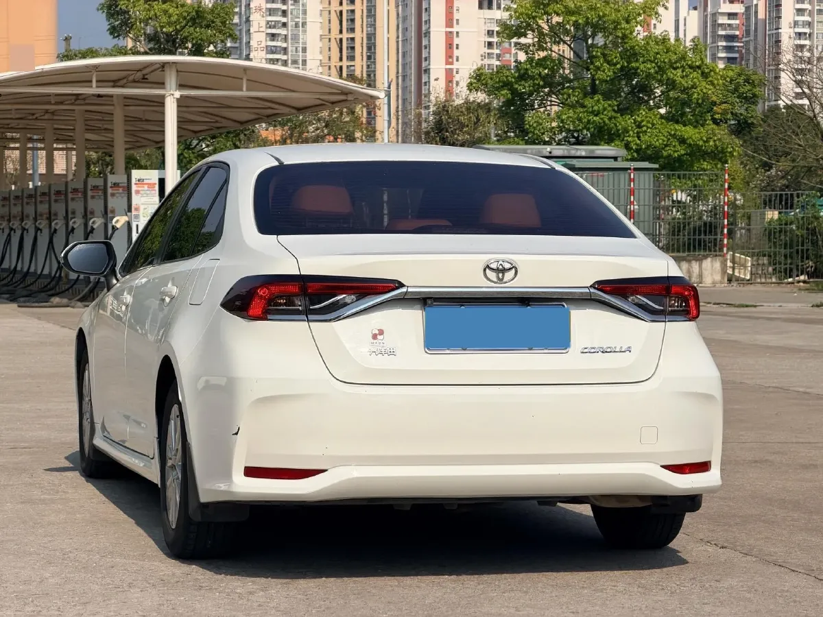 2021 Toyota Corolla 1.2T 116HP L4 CVT,autocango,china used car exporter,china ev exporter,chinese used car exporter,chinese used ev exporter