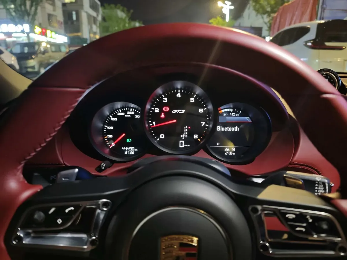 2020 Porsche 718 2.5T 366HP H4 7DCT,autocango,china used car exporter,china ev exporter,chinese used car exporter,chinese used ev exporter