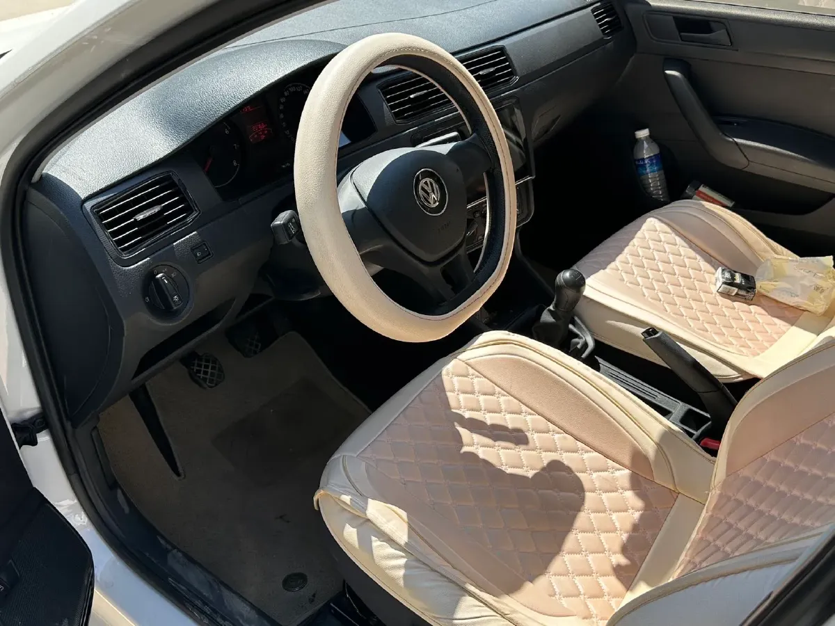 2021 Haval Jolion 1.5T 150HP L4 6MT,autocango,china used car exporter,china ev exporter,chinese used car exporter,chinese used ev exporter