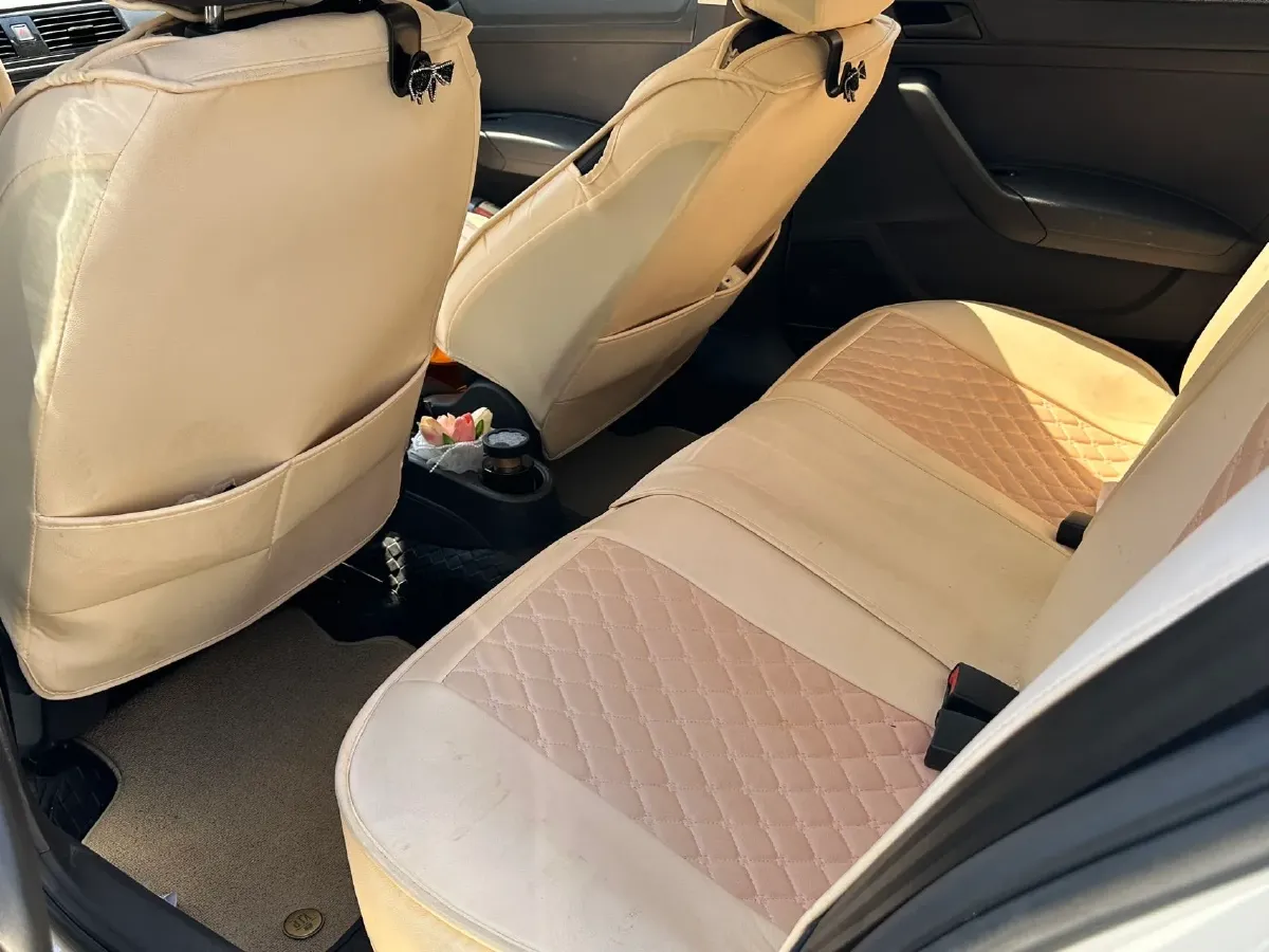 2021 Haval Jolion 1.5T 150HP L4 6MT,autocango,china used car exporter,china ev exporter,chinese used car exporter,chinese used ev exporter