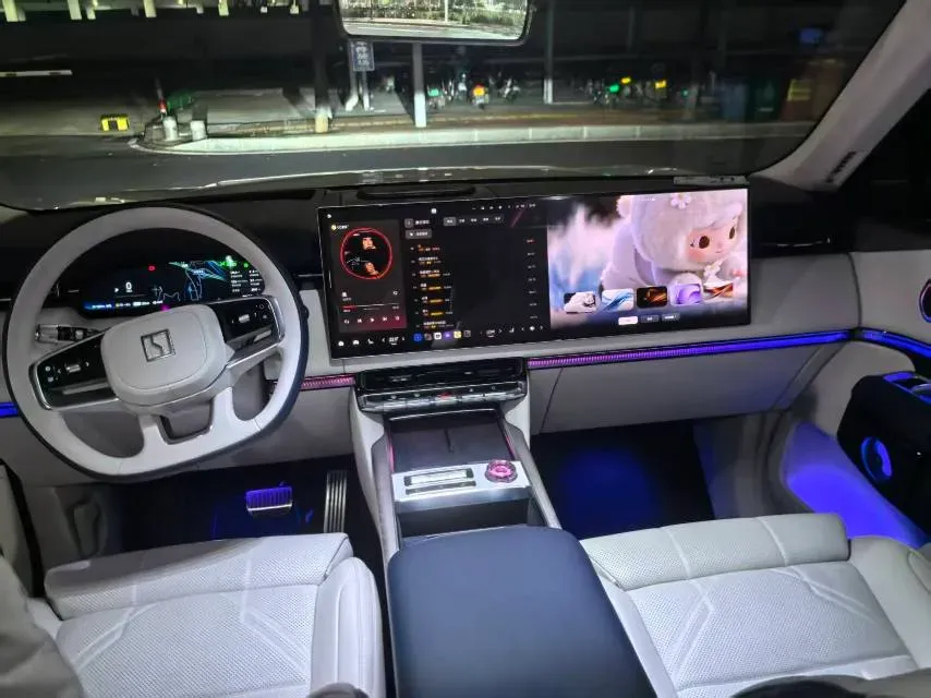 2025 Zeekr 9X 2.0T 279HP L4 1DHT PHEV,autocango,china used car exporter,china ev exporter,chinese used car exporter,chinese used ev exporter