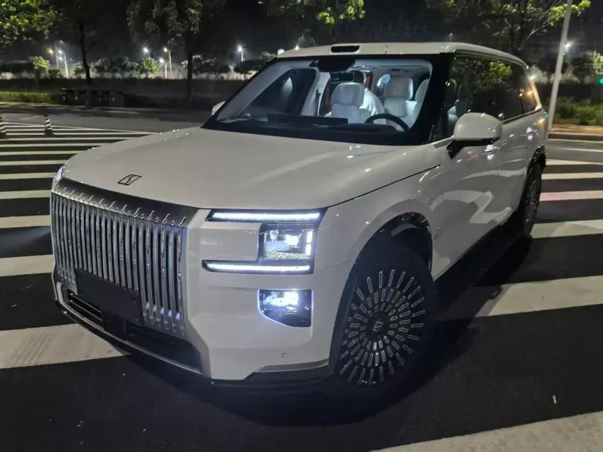 2025 Zeekr 9X 2.0T 279HP L4 1DHT PHEV,autocango,china used car exporter,china ev exporter,chinese used car exporter,chinese used ev exporter