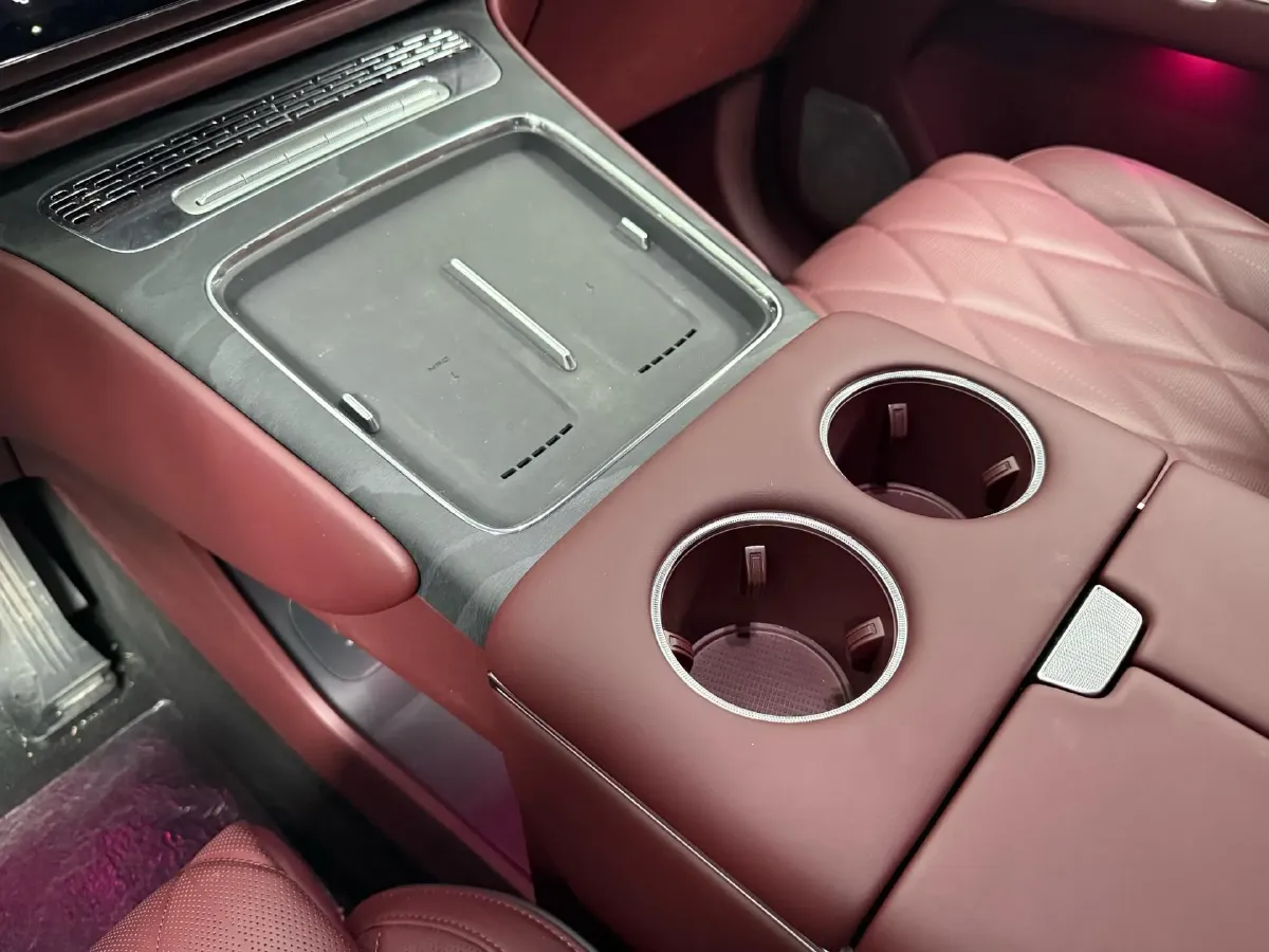 2026 Voyah 9L 1.5T 150HP L4 PHEV,autocango,china used car exporter,china ev exporter,chinese used car exporter,chinese used ev exporter