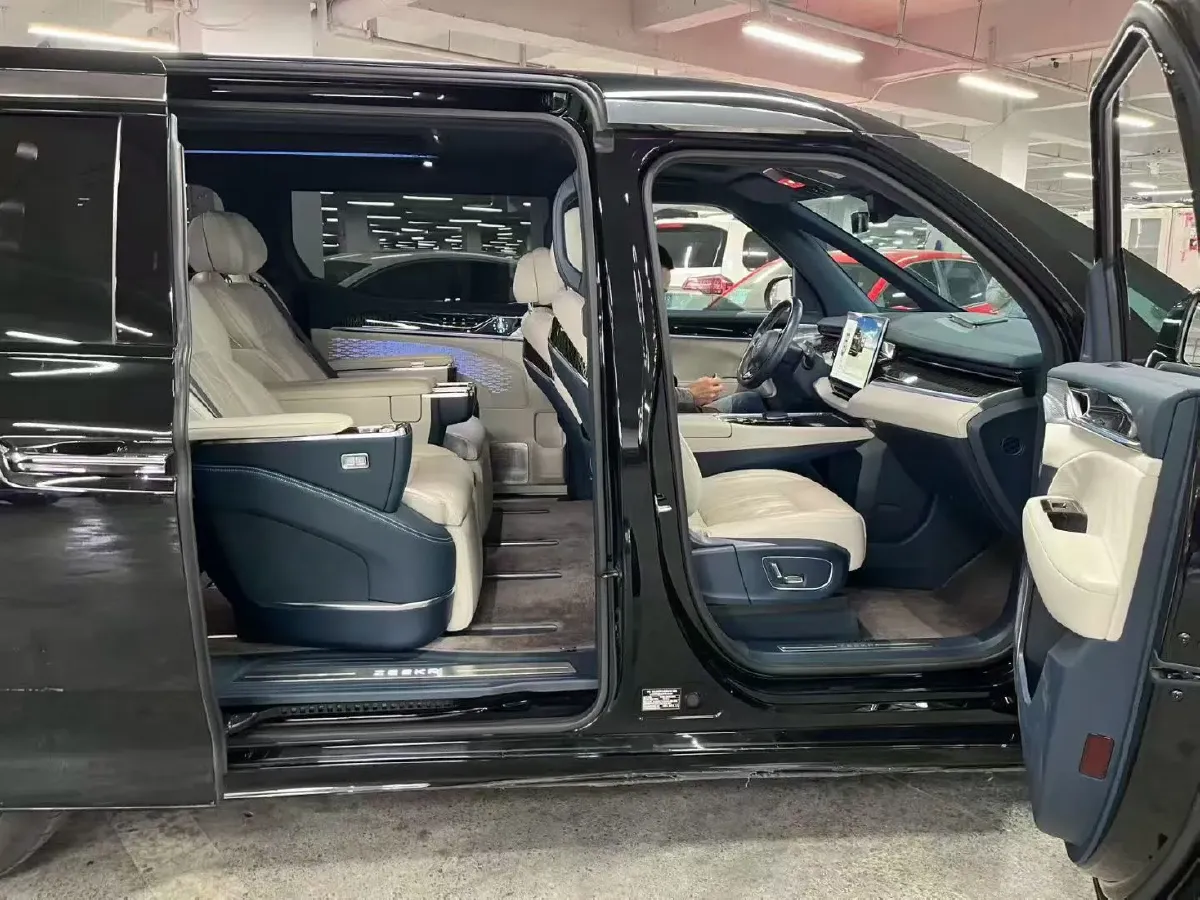 2022 Zeekr 009 BEV 116KWH,autocango,china used car exporter,china ev exporter,chinese used car exporter,chinese used ev exporter