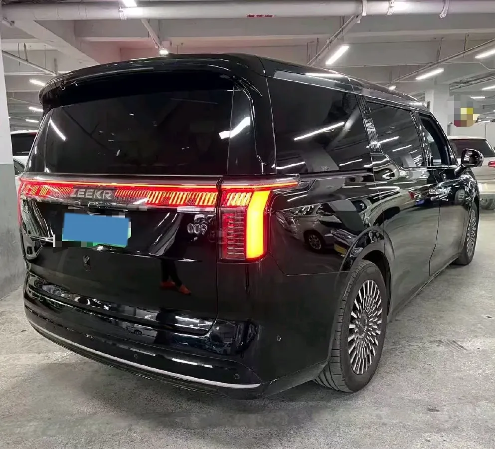 2022 Zeekr 009 BEV 116KWH,autocango,china used car exporter,china ev exporter,chinese used car exporter,chinese used ev exporter