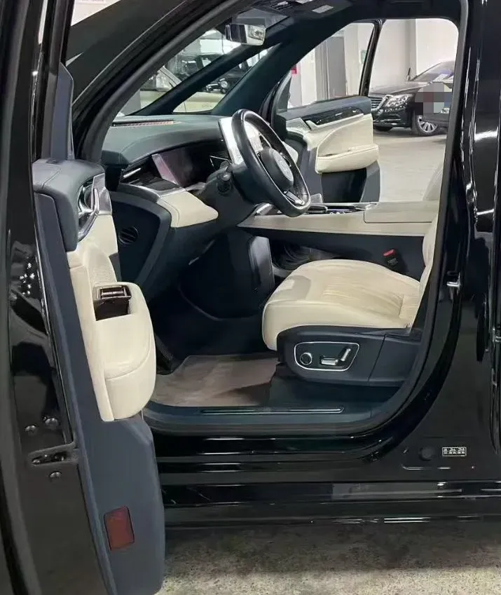 2022 Zeekr 009 BEV 116KWH,autocango,china used car exporter,china ev exporter,chinese used car exporter,chinese used ev exporter