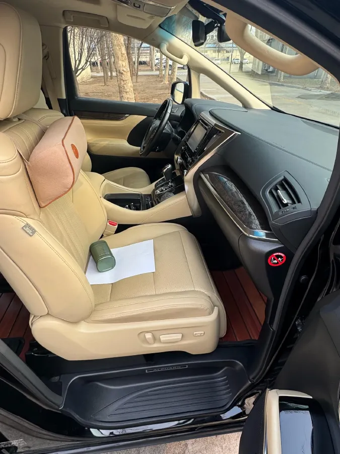 2018 Toyota Alphard 3.5L 301HP V6 8AT,autocango,china used car exporter,china ev exporter,chinese used car exporter,chinese used ev exporter