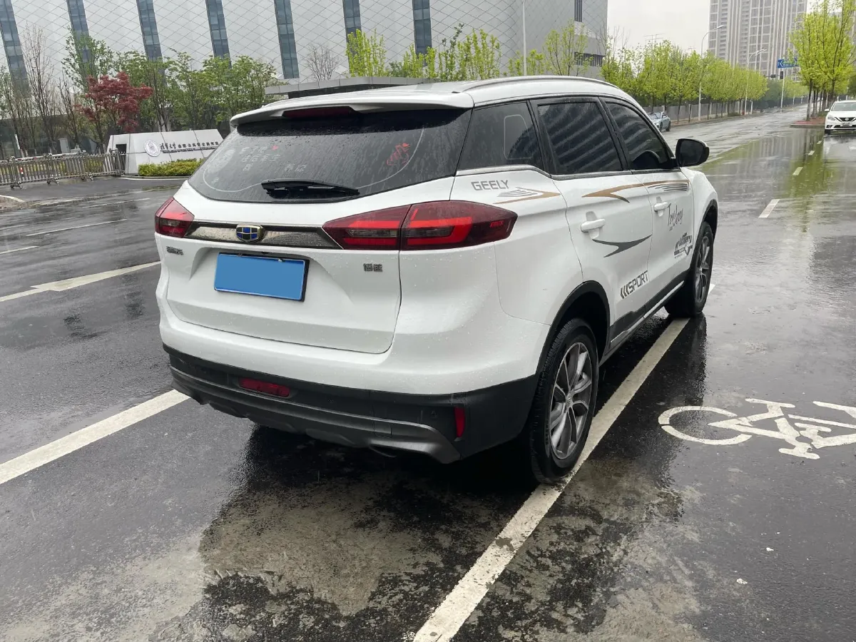 2020 Roewe i6 1.5T 169HP L4 7DCT,autocango,china used car exporter,china ev exporter,chinese used car exporter,chinese used ev exporter