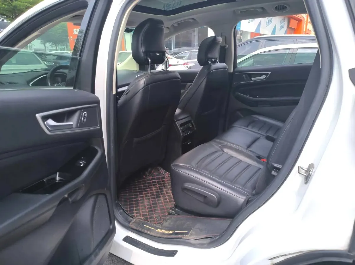 2018 Ford Mondeo 2.0T 245HP L4 6AT,autocango,china used car exporter,china ev exporter,chinese used car exporter,chinese used ev exporter