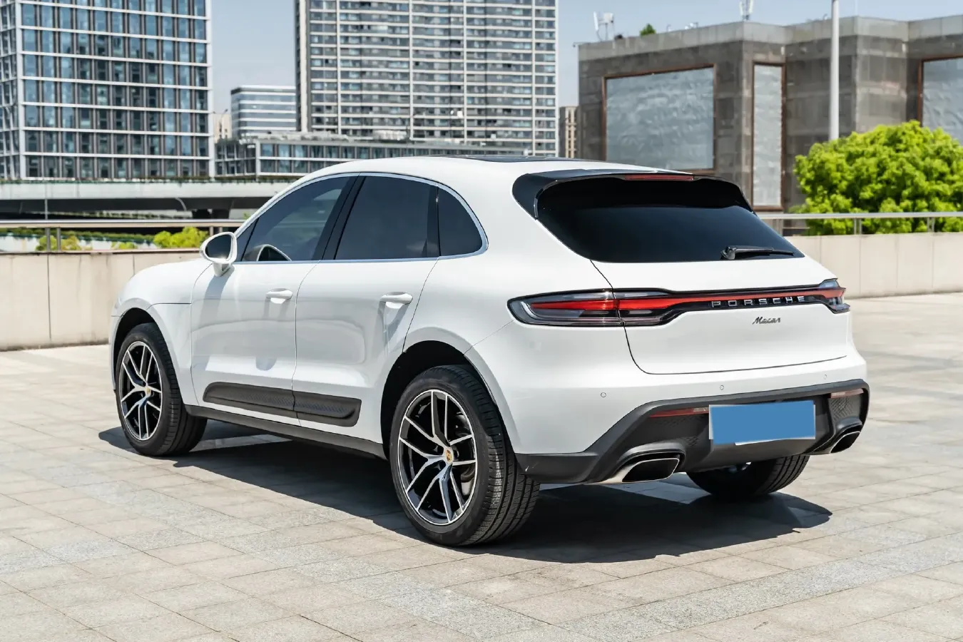 2024 Porsche Macan 2.0T 265HP L4 7DCT,autocango,china used car exporter,china ev exporter,chinese used car exporter,chinese used ev exporter