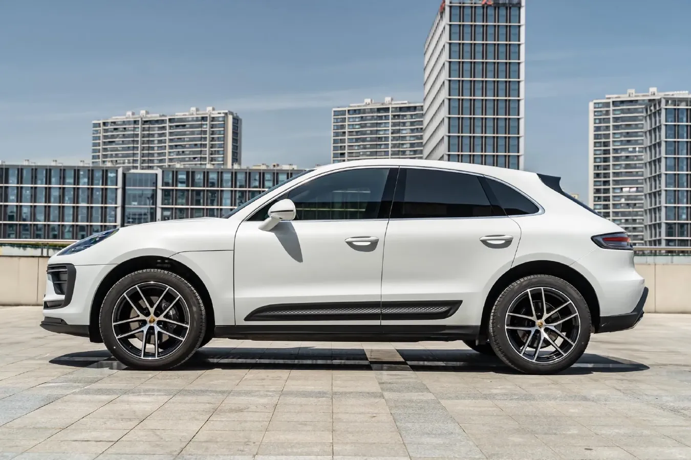 2024 Porsche Macan 2.0T 265HP L4 7DCT,autocango,china used car exporter,china ev exporter,chinese used car exporter,chinese used ev exporter