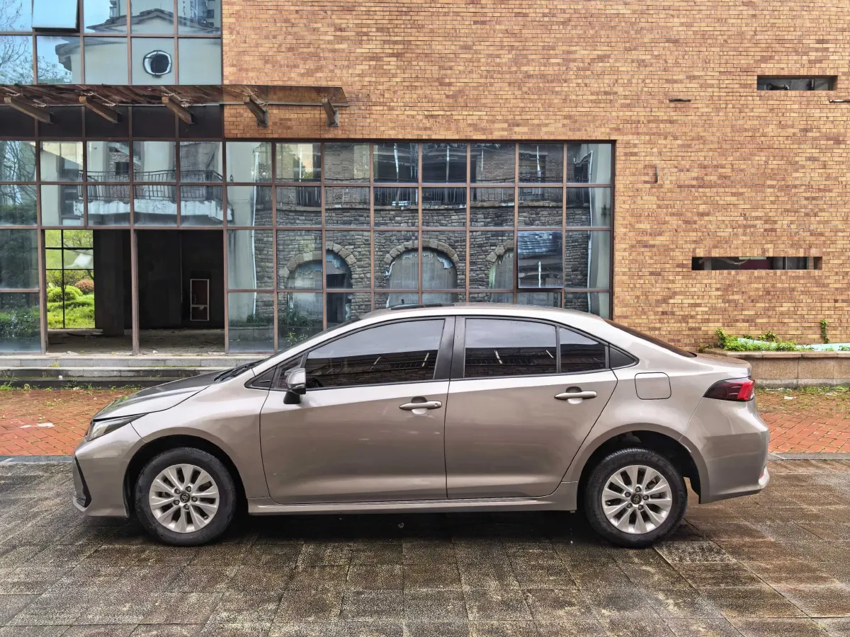 2019 Toyota Corolla 1.2T 116HP L4 CVT,autocango,china used car exporter,china ev exporter,chinese used car exporter,chinese used ev exporter