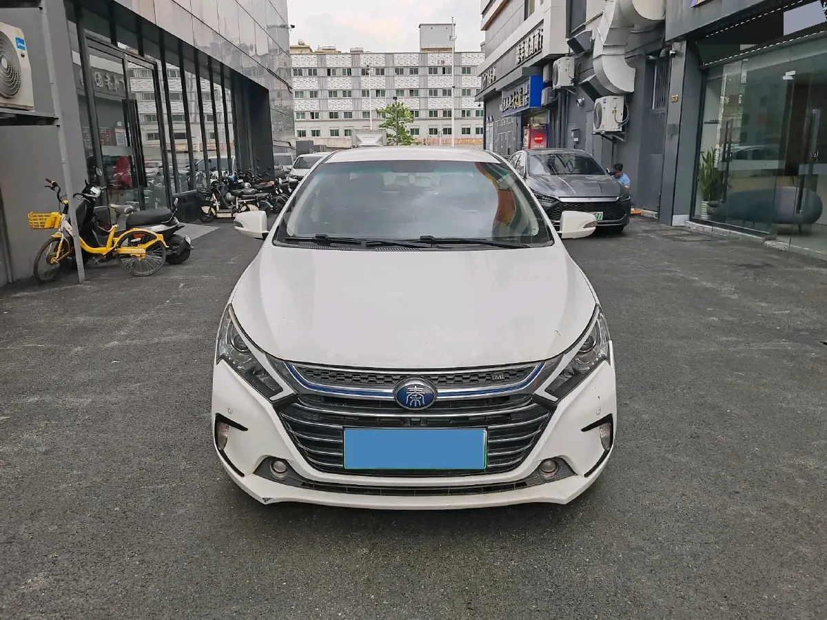 2017 BYD Qin 1.5T 154HP L4 6DCT PHEV,autocango,china used car exporter,china ev exporter,chinese used car exporter,chinese used ev exporter