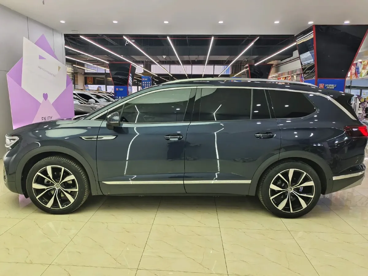 2023 Volkswagen Talagon 2.5T 299HP V6 7DCT,autocango,china used car exporter,china ev exporter,chinese used car exporter,chinese used ev exporter