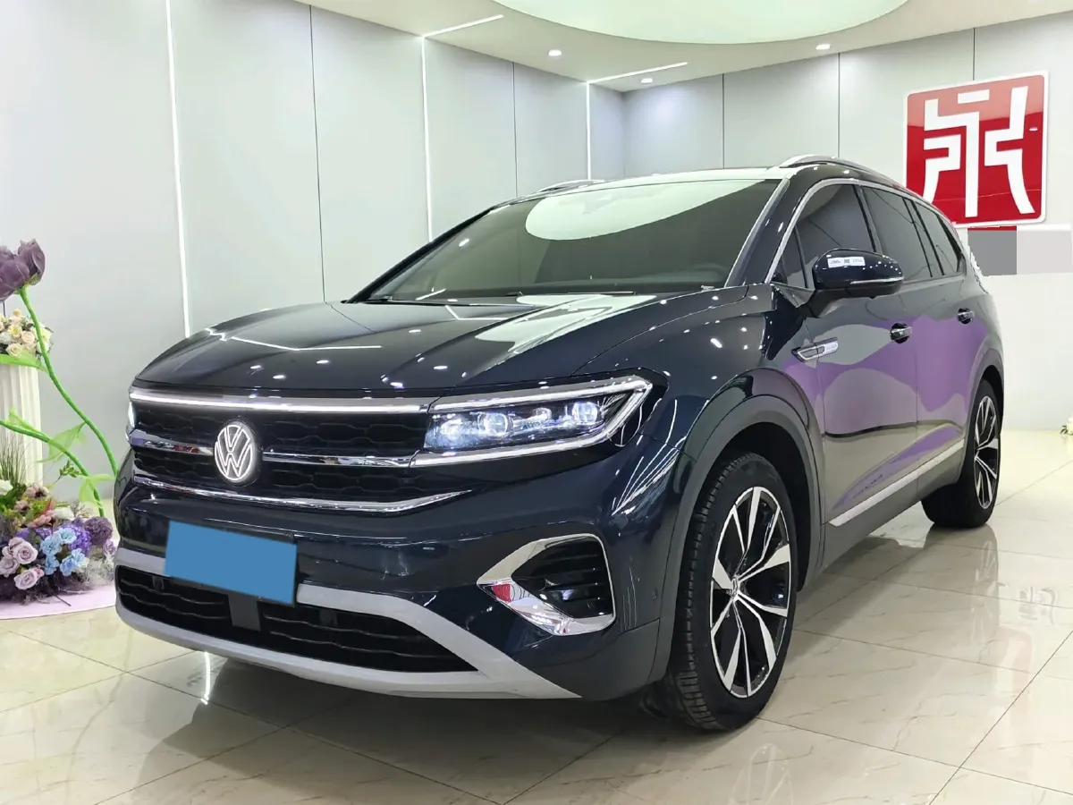 2023 Volkswagen Talagon 2.5T 299HP V6 7DCT,autocango,china used car exporter,china ev exporter,chinese used car exporter,chinese used ev exporter