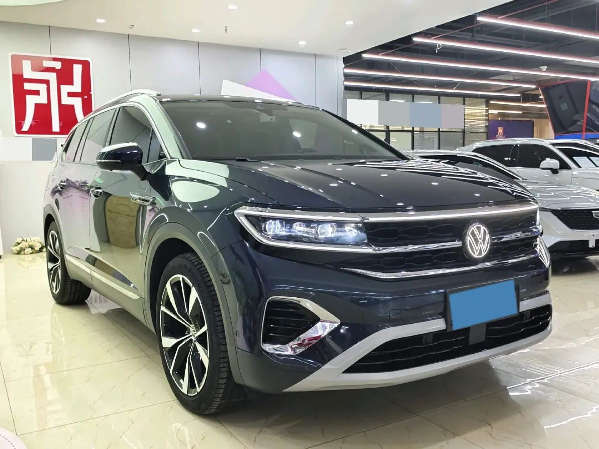 2023 Volkswagen Talagon 2.5T 299HP V6 7DCT,autocango,china used car exporter,china ev exporter,chinese used car exporter,chinese used ev exporter