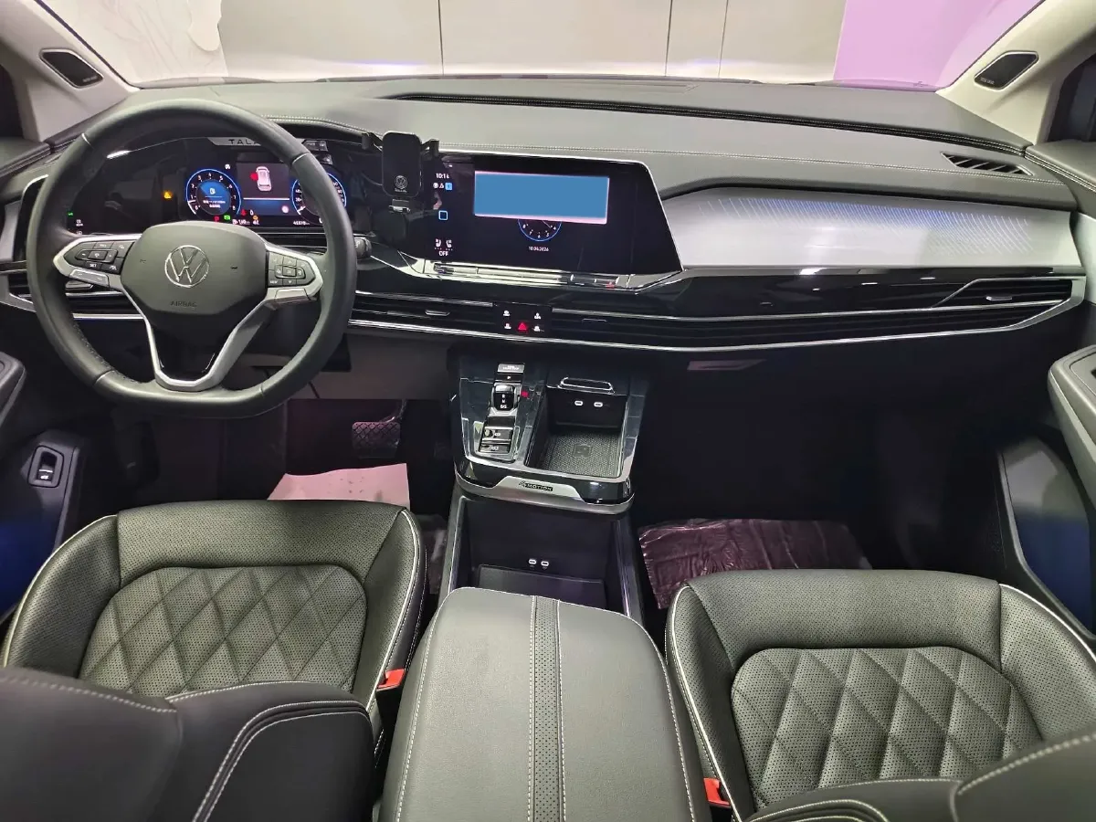 2023 Volkswagen Talagon 2.5T 299HP V6 7DCT,autocango,china used car exporter,china ev exporter,chinese used car exporter,chinese used ev exporter