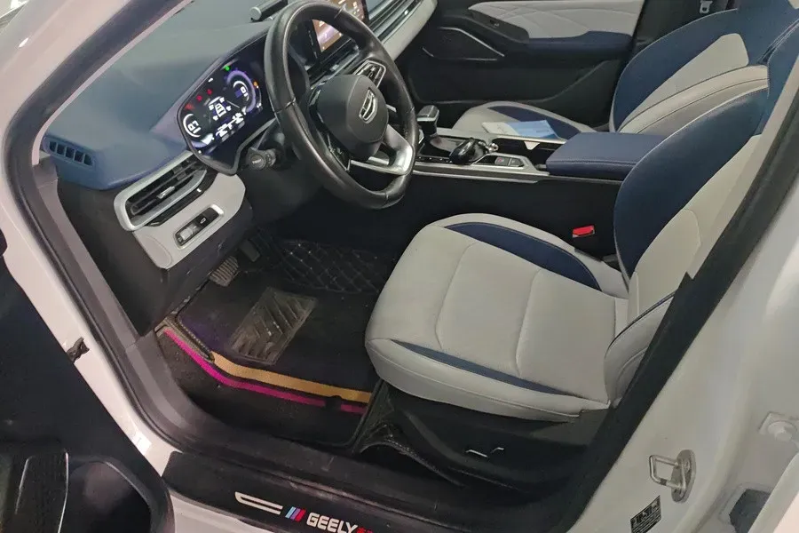 2022 Geely Emgrand 1.5L 114HP L4 CVT,autocango,china used car exporter,china ev exporter,chinese used car exporter,chinese used ev exporter