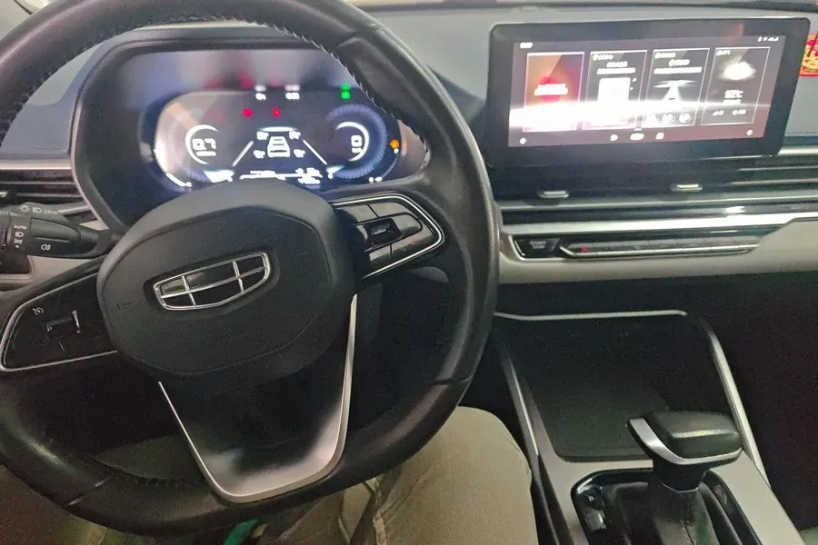 2022 Geely Emgrand 1.5L 114HP L4 CVT,autocango,china used car exporter,china ev exporter,chinese used car exporter,chinese used ev exporter