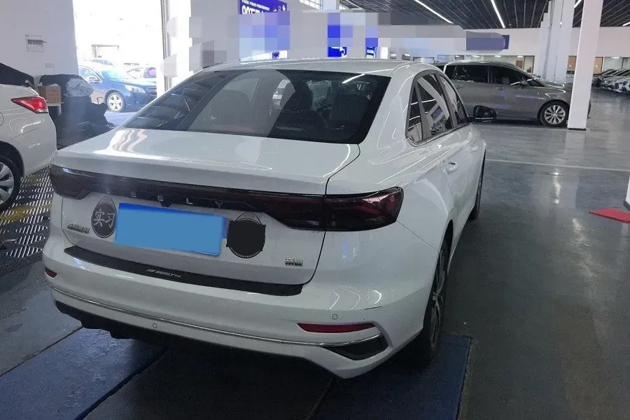 2022 Geely Emgrand 1.5L 114HP L4 CVT,autocango,china used car exporter,china ev exporter,chinese used car exporter,chinese used ev exporter