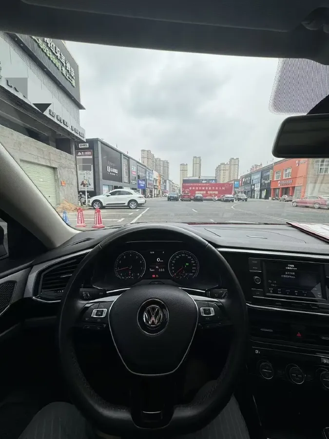 2019 Jeep Cherokee 2.0T 234HP L4 9AT,autocango,china used car exporter,china ev exporter,chinese used car exporter,chinese used ev exporter