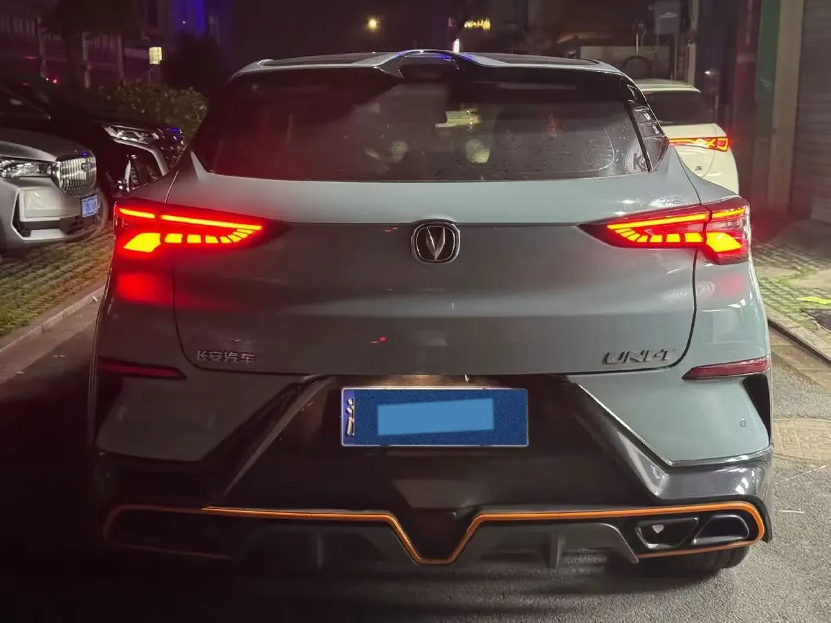 2022 ChangAn UNI-T 1.5T 188HP L4 7DCT,autocango,china used car exporter,china ev exporter,chinese used car exporter,chinese used ev exporter