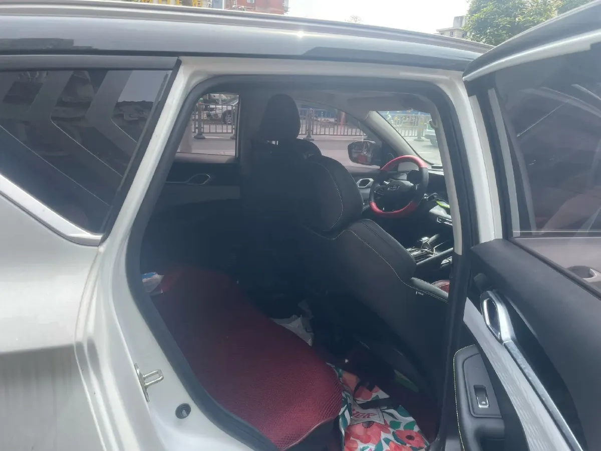 2023 Geely Coolray 1.5T 181HP L4 7DCT,autocango,china used car exporter,china ev exporter,chinese used car exporter,chinese used ev exporter