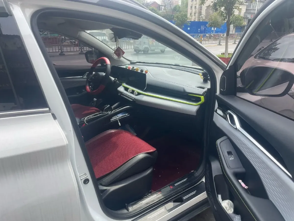 2023 Geely Coolray 1.5T 181HP L4 7DCT,autocango,china used car exporter,china ev exporter,chinese used car exporter,chinese used ev exporter