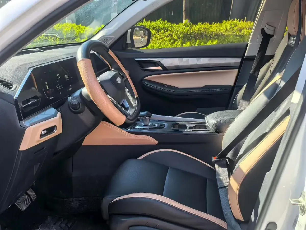 2024 Geely OkavangoPRO 1.5T 181HP L4 7DCT,autocango,china used car exporter,china ev exporter,chinese used car exporter,chinese used ev exporter