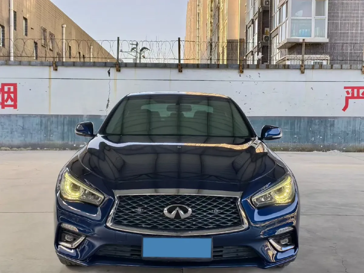 2016 Infiniti Q50L 2.0T 211HP L4 7AT,autocango,china used car exporter,china ev exporter,chinese used car exporter,chinese used ev exporter
