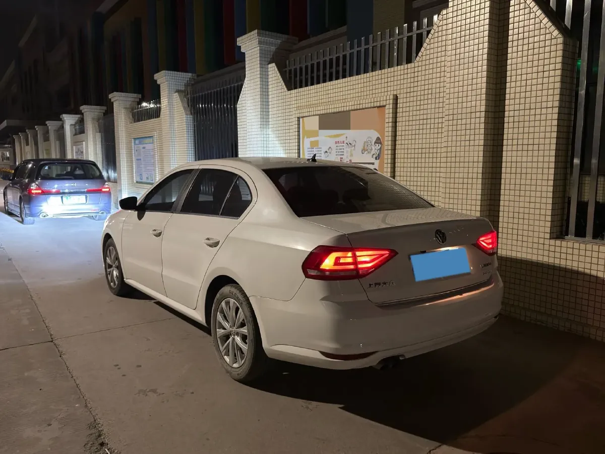 2017 Volkswagen Lavida 1.4T 131HP L4 7DCT,autocango,china used car exporter,china ev exporter,chinese used car exporter,chinese used ev exporter