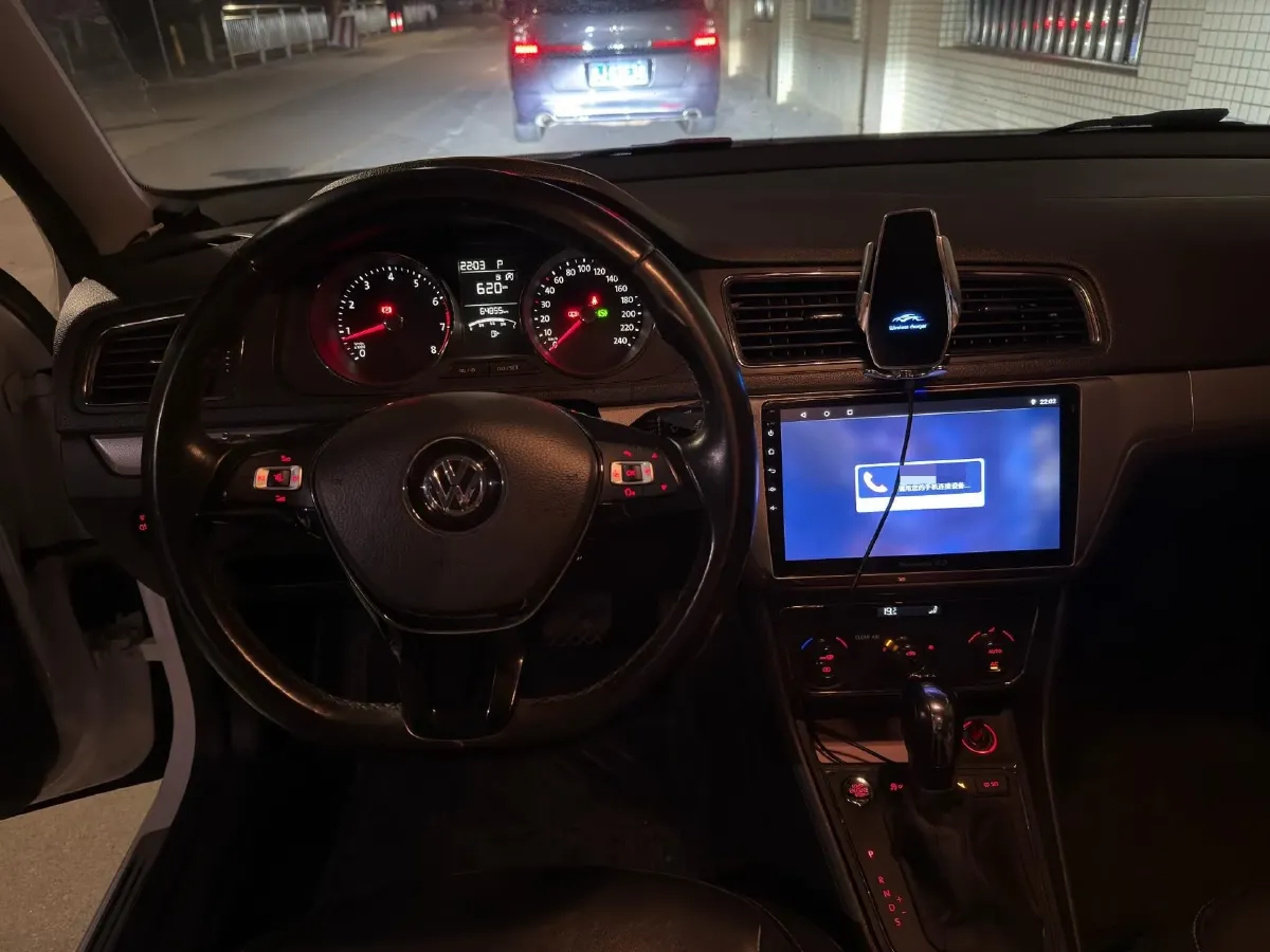 2017 Volkswagen Lavida 1.4T 131HP L4 7DCT,autocango,china used car exporter,china ev exporter,chinese used car exporter,chinese used ev exporter