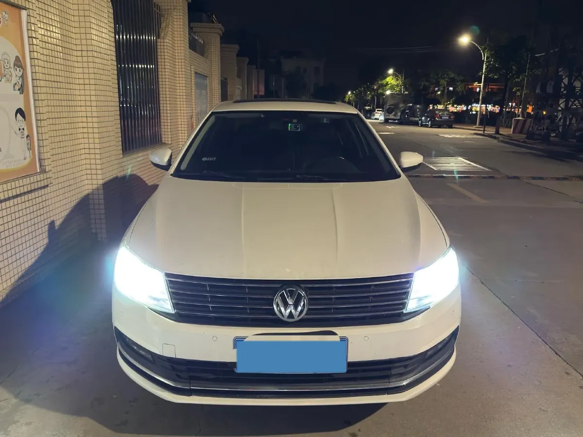 2017 Volkswagen Lavida 1.4T 131HP L4 7DCT,autocango,china used car exporter,china ev exporter,chinese used car exporter,chinese used ev exporter