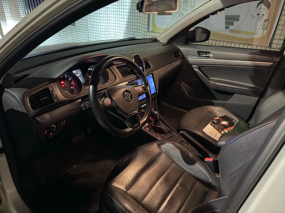 2017 Volkswagen Lavida 1.4T 131HP L4 7DCT,autocango,china used car exporter,china ev exporter,chinese used car exporter,chinese used ev exporter