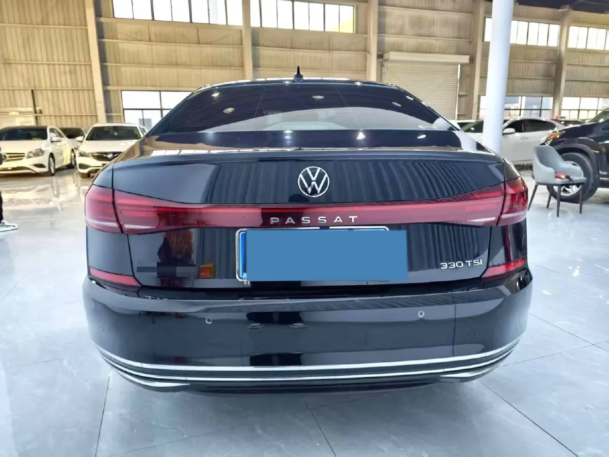 2024 Volkswagen Passat 2.0T 186HP L4 7DCT,autocango,china used car exporter,china ev exporter,chinese used car exporter,chinese used ev exporter