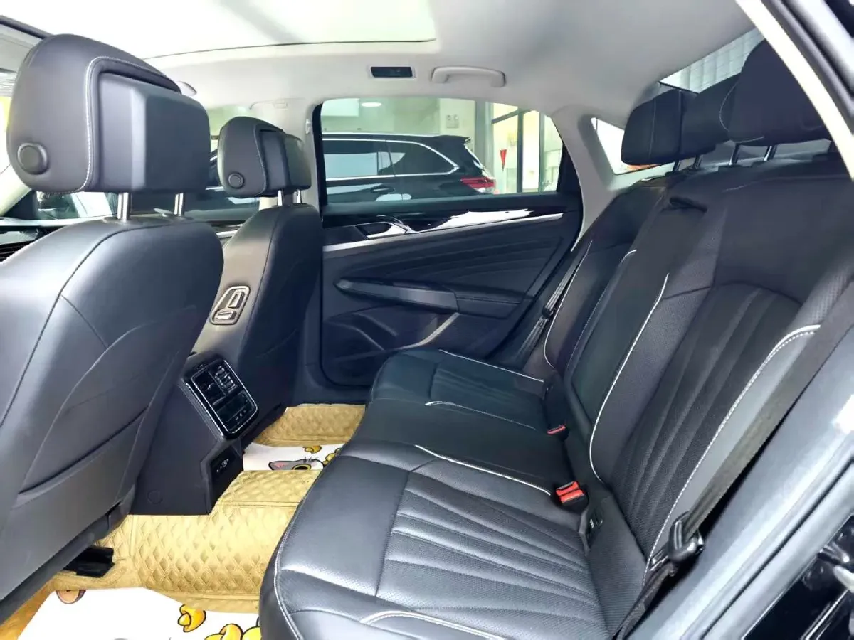 2024 Volkswagen Passat 2.0T 186HP L4 7DCT,autocango,china used car exporter,china ev exporter,chinese used car exporter,chinese used ev exporter