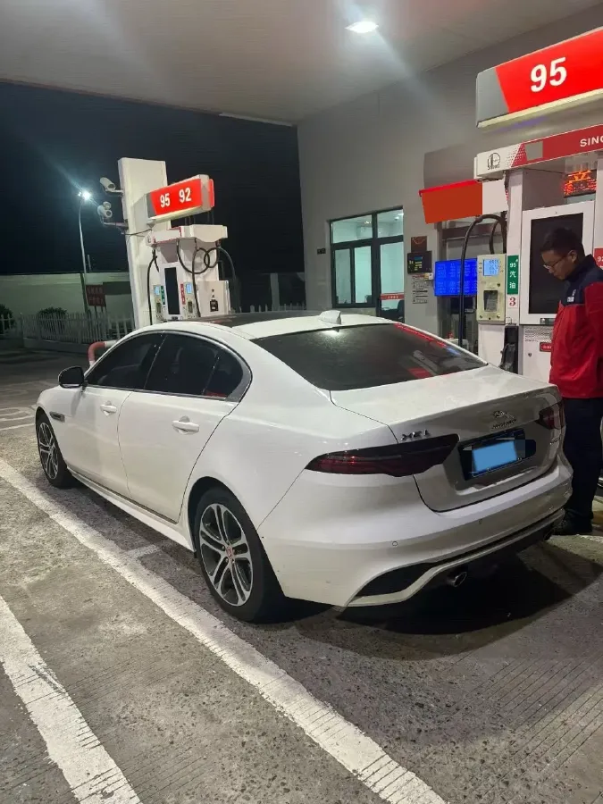 2024 Jaguar XEL 2.0T 250HP L4 8AT,autocango,china used car exporter,china ev exporter,chinese used car exporter,chinese used ev exporter