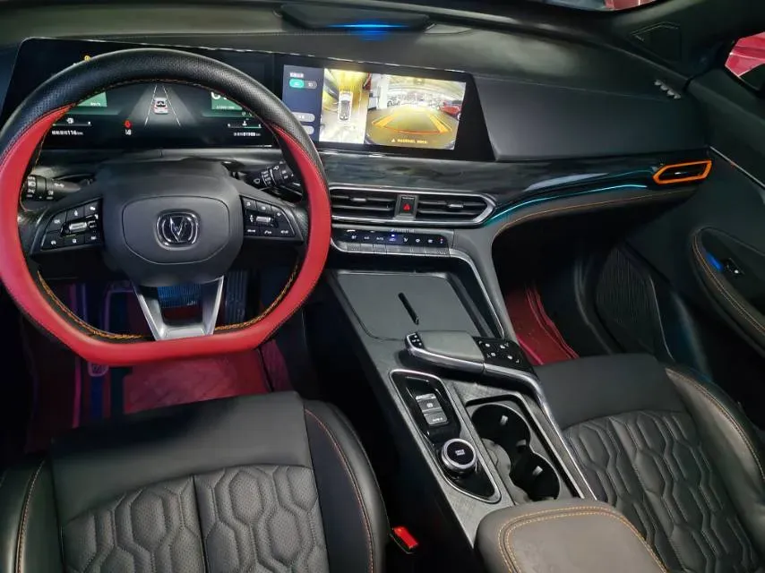 2022 ChangAn UNI-T 1.5T 188HP L4 7DCT,autocango,china used car exporter,china ev exporter,chinese used car exporter,chinese used ev exporter