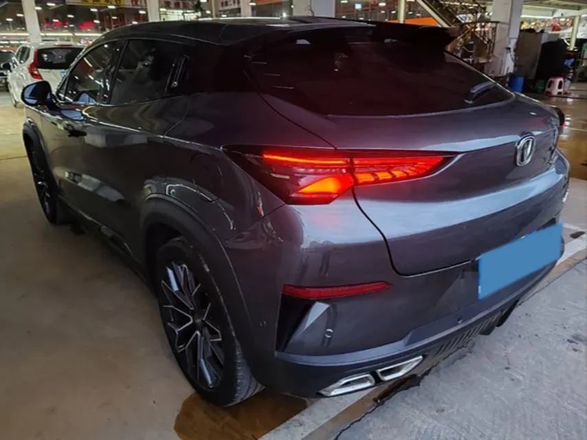 2022 ChangAn UNI-T 1.5T 188HP L4 7DCT,autocango,china used car exporter,china ev exporter,chinese used car exporter,chinese used ev exporter