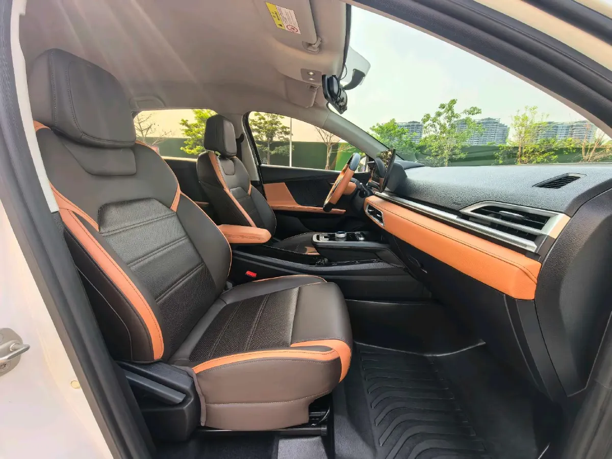 2021 MG Pilot 1.5T 173HP L4 7DCT,autocango,china used car exporter,china ev exporter,chinese used car exporter,chinese used ev exporter