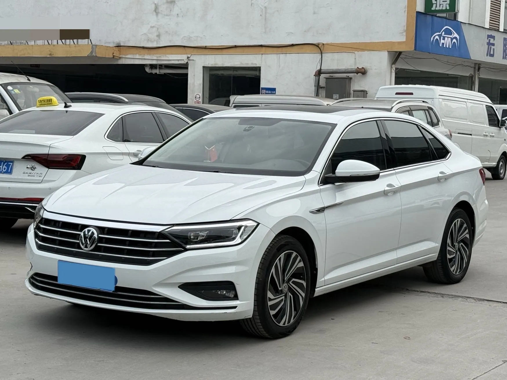 2022 Volkswagen Sagitar 1.4T 150HP L4 7DCT