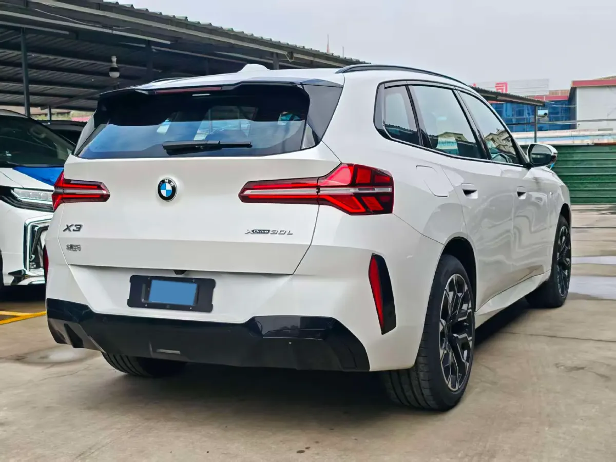2025 BMW X3 2.0T 258HP L4 8AT,autocango,china used car exporter,china ev exporter,chinese used car exporter,chinese used ev exporter