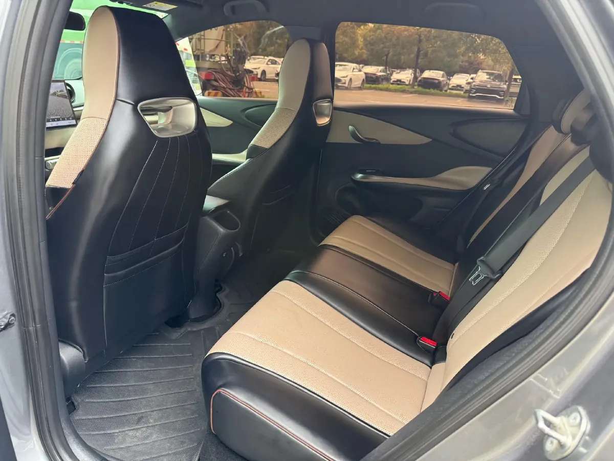 2023 BYD Dolphin BEV 44.928KWH,autocango,china used car exporter,china ev exporter,chinese used car exporter,chinese used ev exporter