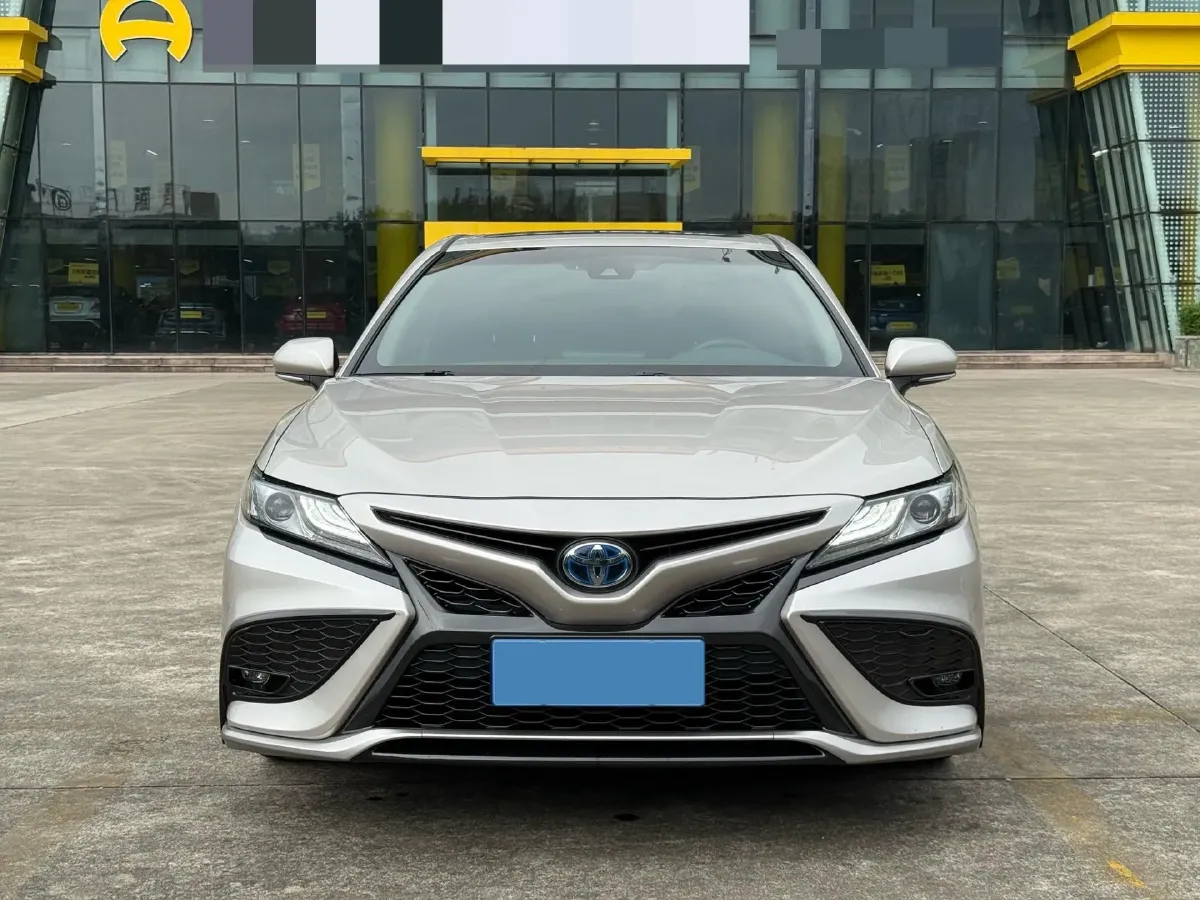 2021 Toyota Camry 2.5L 209HP L4 8AT,autocango,china used car exporter,china ev exporter,chinese used car exporter,chinese used ev exporter