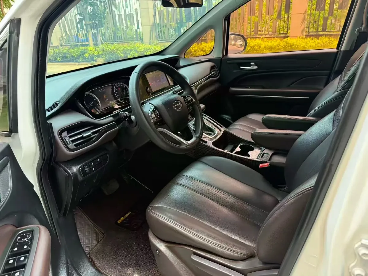 2021 GAC Trumpchi M6 1.5T 169HP L4 7DCT,autocango,china used car exporter,china ev exporter,chinese used car exporter,chinese used ev exporter