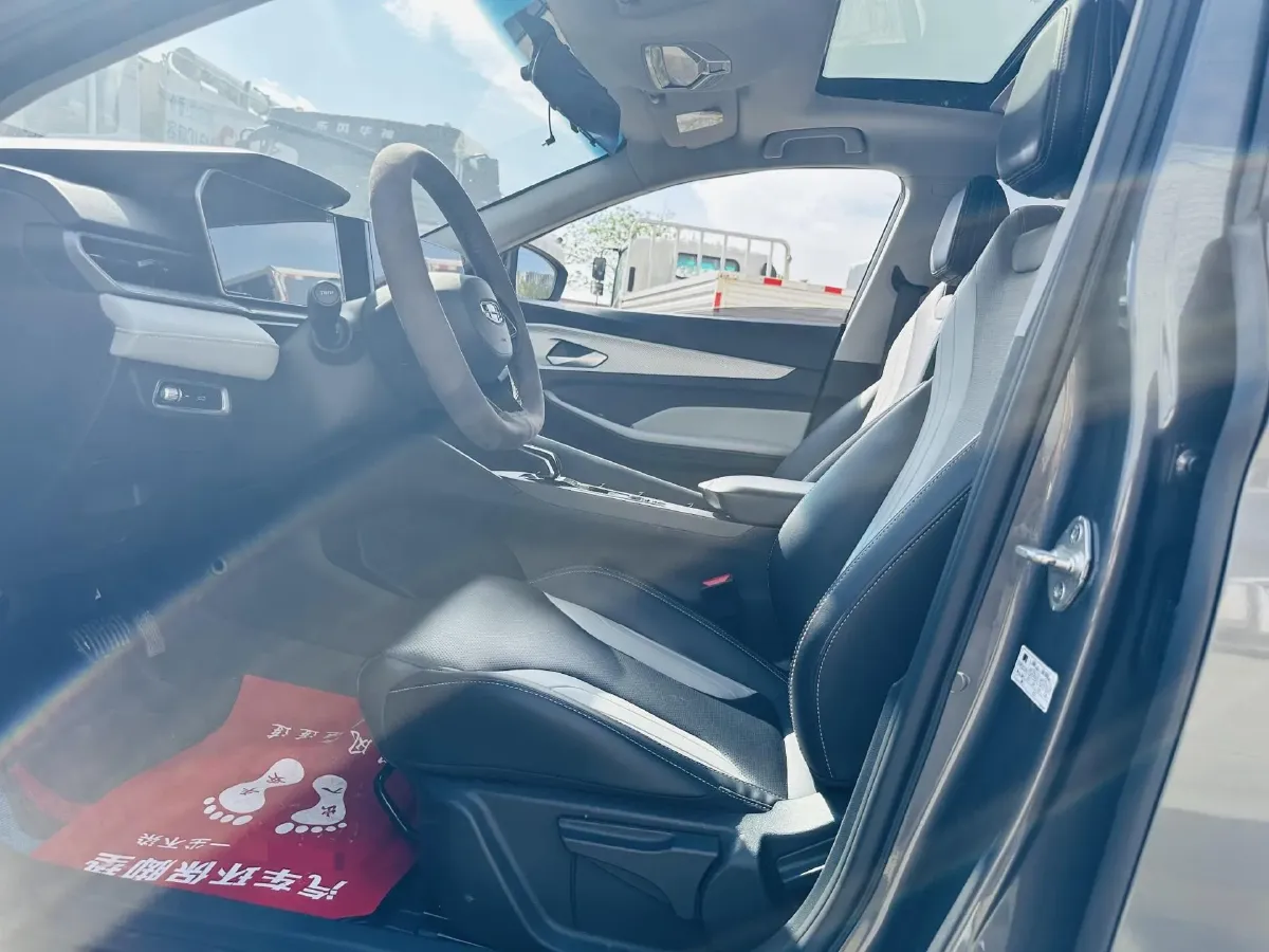 2024 Geely Binray 1.5T 181HP L4 7DCT,autocango,china used car exporter,china ev exporter,chinese used car exporter,chinese used ev exporter