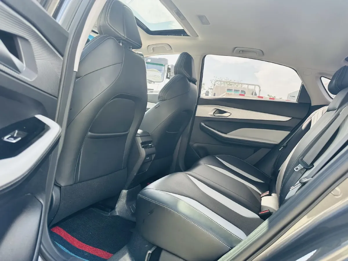 2024 Geely Binray 1.5T 181HP L4 7DCT,autocango,china used car exporter,china ev exporter,chinese used car exporter,chinese used ev exporter