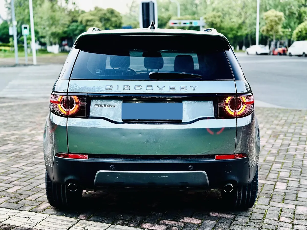 2018 Land Rover Discovery Sport 2.0T 241HP L4 9AT,autocango,china used car exporter,china ev exporter,chinese used car exporter,chinese used ev exporter