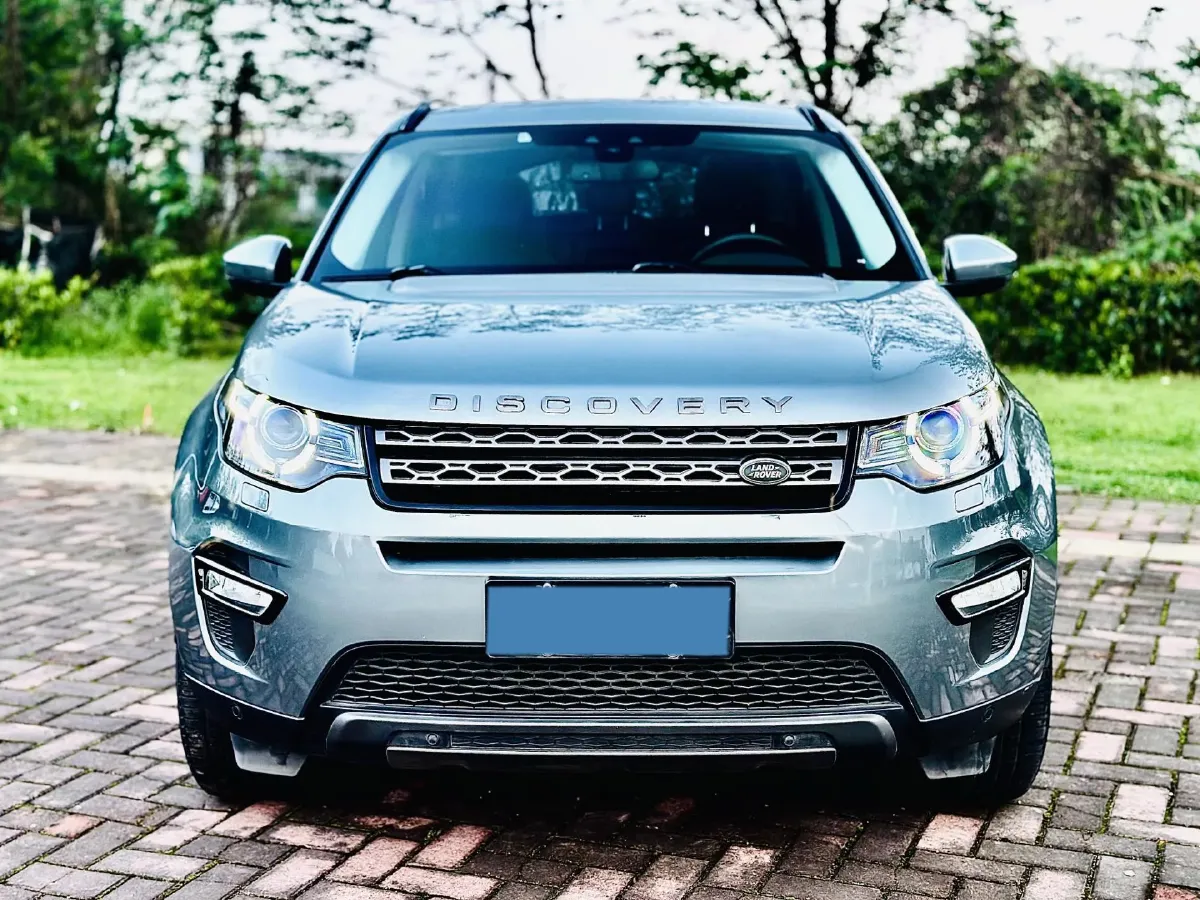 2018 Land Rover Discovery Sport 2.0T 241HP L4 9AT,autocango,china used car exporter,china ev exporter,chinese used car exporter,chinese used ev exporter