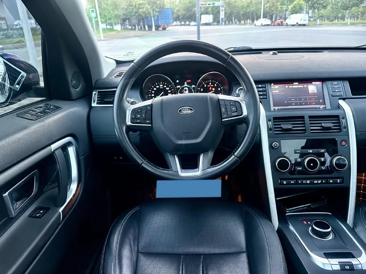 2018 Land Rover Discovery Sport 2.0T 241HP L4 9AT,autocango,china used car exporter,china ev exporter,chinese used car exporter,chinese used ev exporter